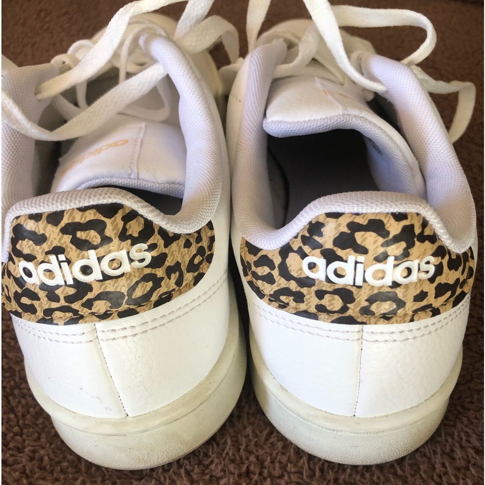 Adidas Sneakers